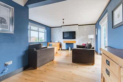 New Road, Great Yarmouth - Image 5