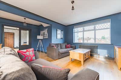 New Road, Great Yarmouth - Image 7