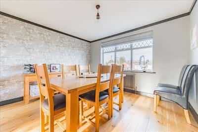 New Road, Great Yarmouth - Image 10