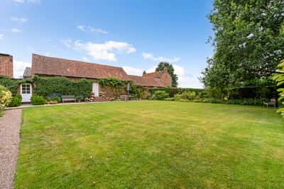 MAIN STREET, Eaton - Image 17