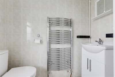 Shortwood Avenue, Hucknall - Image 14