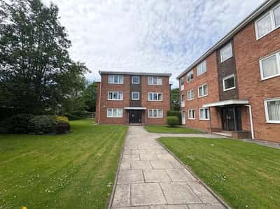 Warrington Road, Prescot - Image 13