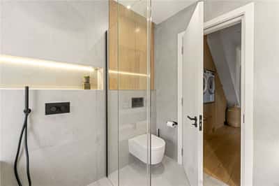 Arlington Road, Teddington - Image 9