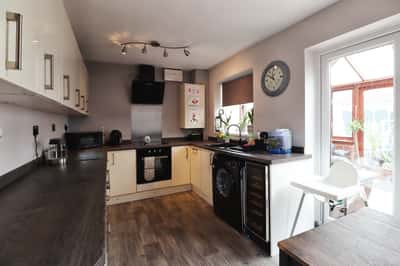 Spital Grove, Doncaster - Image 3