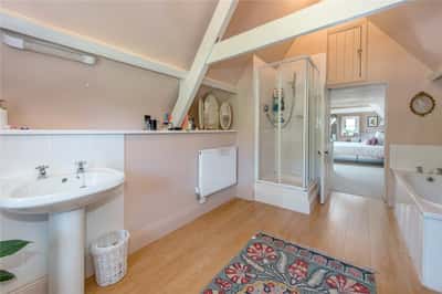 Gotton, Taunton - Image 8