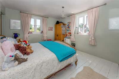 Gotton, Taunton - Image 9