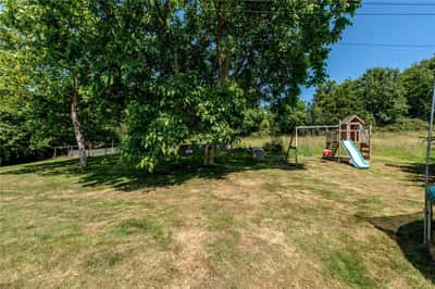 Gotton, Taunton - Image 14