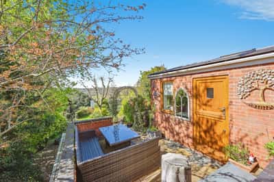 Hayfield Hill, Rugeley - Image 14