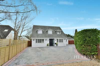 Beechwood Road, Ferndown - Image 1