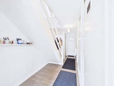 Verbena Close, South Ockendon - Image 7