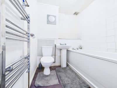 Verbena Close, South Ockendon - Image 13