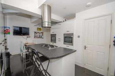 Bromley Heath Road, Bristol - Image 6