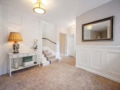 Camp Road, Caterham - Image 10