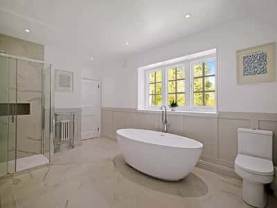 Camp Road, Caterham - Image 11