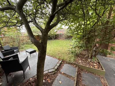 Lackmore Gardens, Reading - Image 1