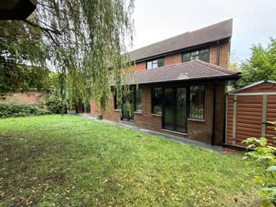 Lackmore Gardens, Reading - Image 2