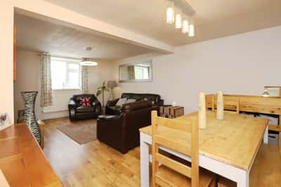 Park Road, Wrexham - Image 2