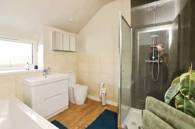 Park Road, Wrexham - Image 12