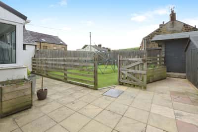 Park Road, Wrexham - Image 17