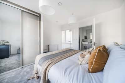 2 bedroom apartment at Ark Soane - Image 6