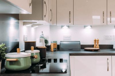 2 bedroom apartment at The Gateway - Image 7