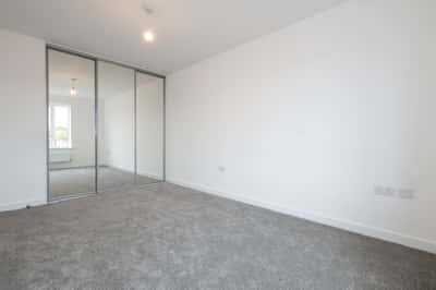 3 bedroom house at The Gateway - Image 14