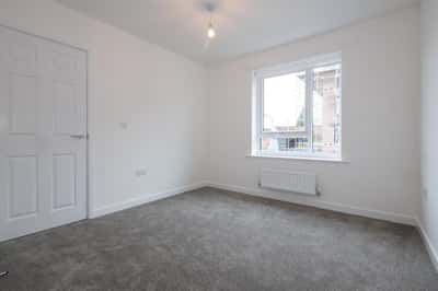 3 bedroom house at The Gateway - Image 8