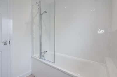 3 bedroom house at The Gateway - Image 16