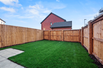 4 bedroom house at The Gateway - Image 2