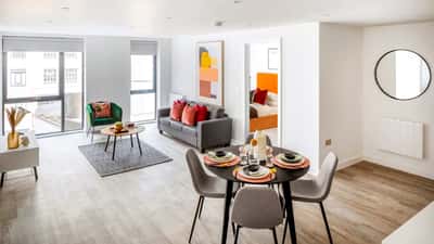 2 bedroom apartment at Landrow Place - Image 1