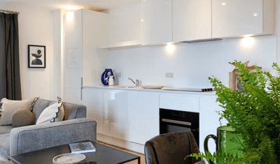 2 bedroom apartment at The Lansdowne - Image 12