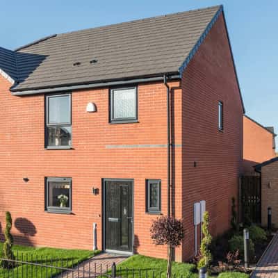 3 bedroom house at Bishops Park II - Image 2