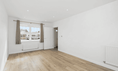 3 bedroom house at Spinning Fields - Image 5