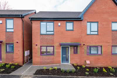 3 bedroom house at Irwell View - Image 6