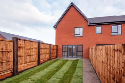 3 bedroom house at Irwell View - Image 7