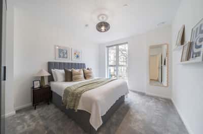 1 bedroom apartment at Clapham Park - Image 1