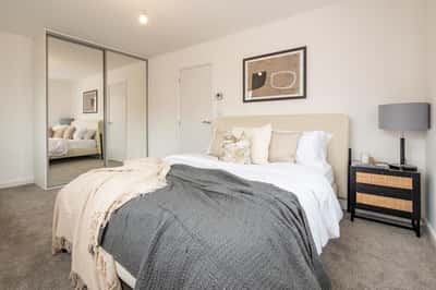 3 bedroom house at Galileo - Image 8