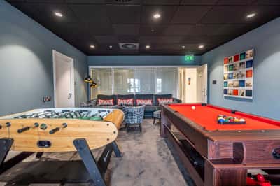 2 bedroom apartment at Circus Apartments - Image 13