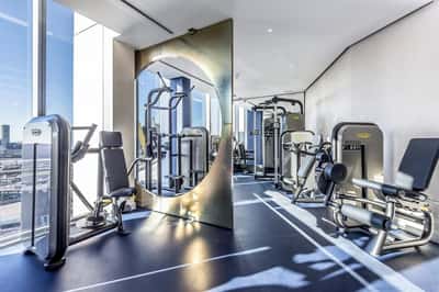 3 bedroom apartment at Upper Riverside - Image 7