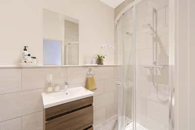 2 bedroom apartment at The Hub - Image 4