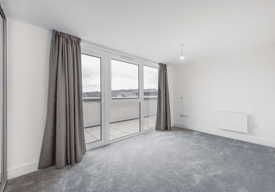 2 bedroom duplex at Howard Court - Image 22