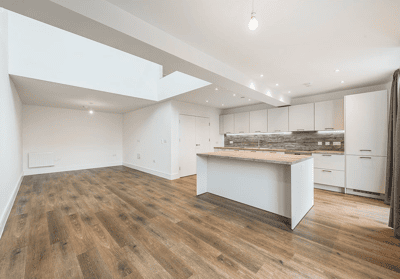 2 bedroom duplex at Howard Court - Image 28