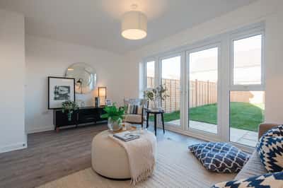 3 bedroom house at Isleport Grove - Image 1