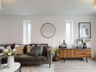 3 bedroom house at The Pioneers - Image 13