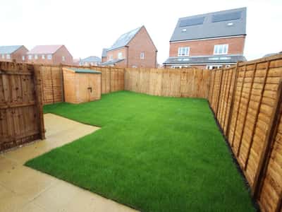 2 bedroom house at The Pioneers - Image 1