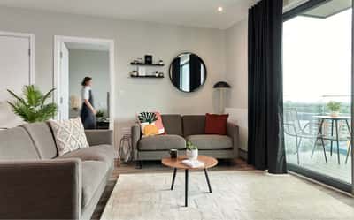 2 bedroom apartment at Apo Kew Bridge - Image 8