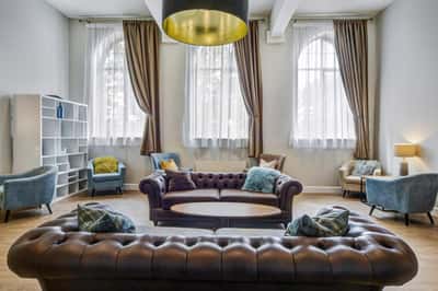 Studio apartment at Clarendon Quarter - Image 2