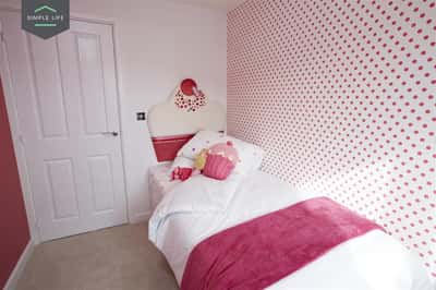 3 bedroom house at Yew Gardens - Image 3