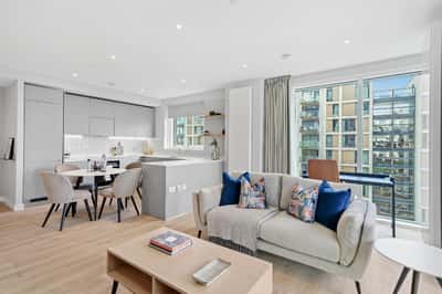 2 bedroom apartment at East Village - Image 7