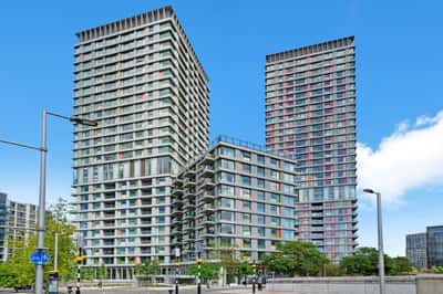 2 bedroom apartment at East Village - Image 10